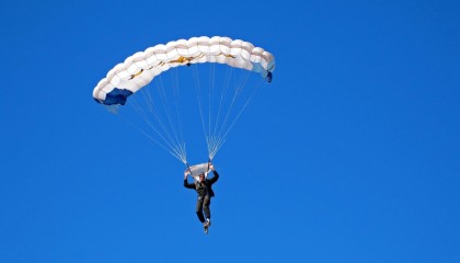 九游下载安装-今年联盟助攻榜：你支持的球员都在前列吗？，英雄联盟职业联赛助攻榜